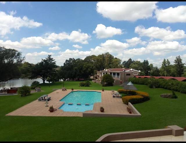 2 BEDROOM APARTMENT FOR SALE IN PEACEHAVEN